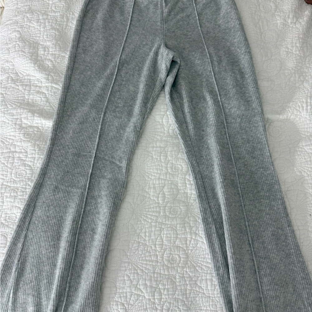 Aerie Kids Light Gray Ribbed Joggers
